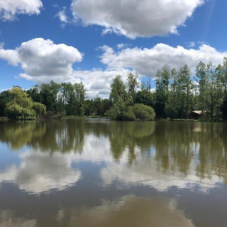 Tente Lodge Jacuzzi Privatif En Pleine Nature Thiel-sur-Acolin 외부 사진