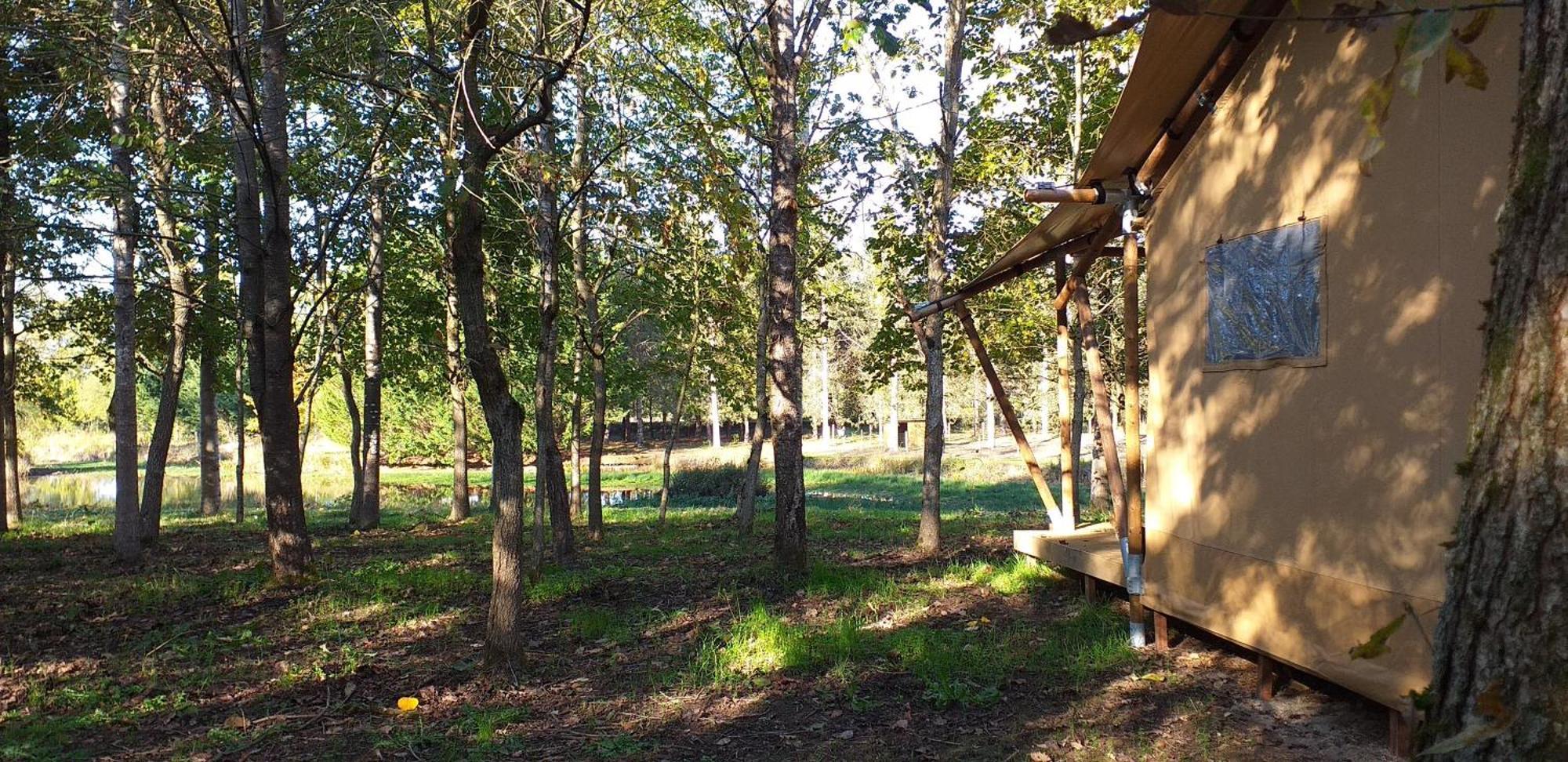 Tente Lodge Jacuzzi Privatif En Pleine Nature Thiel-sur-Acolin 외부 사진