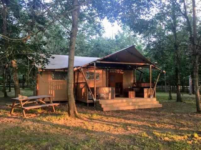Tente Lodge Jacuzzi Privatif En Pleine Nature Thiel-sur-Acolin 외부 사진